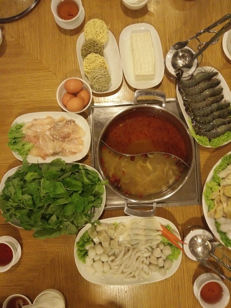resort seafood steamboat