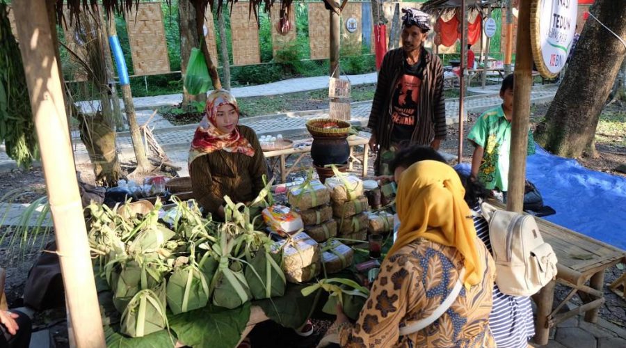 Pasar-di-semarang Pasar-di-semarang