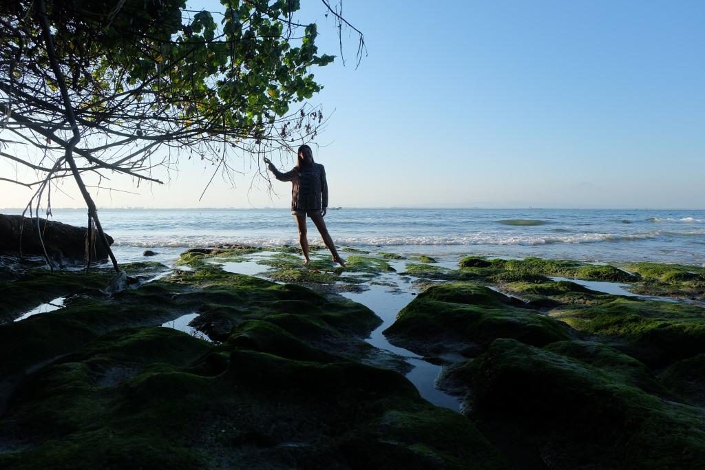 pantai nusa kambangan
