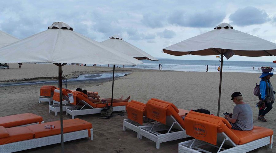 seminyak beach