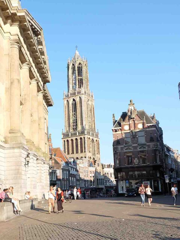 dom tower belanda