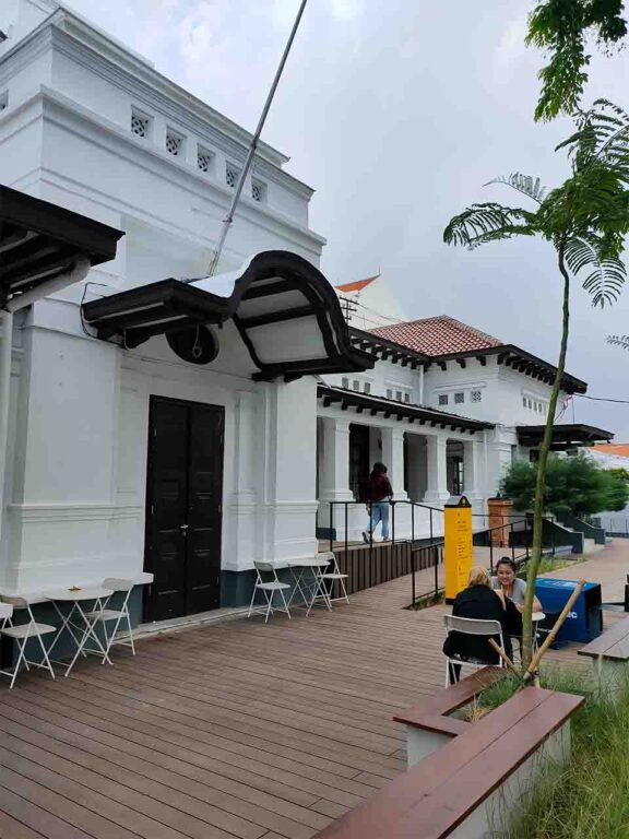 gedung pilateli