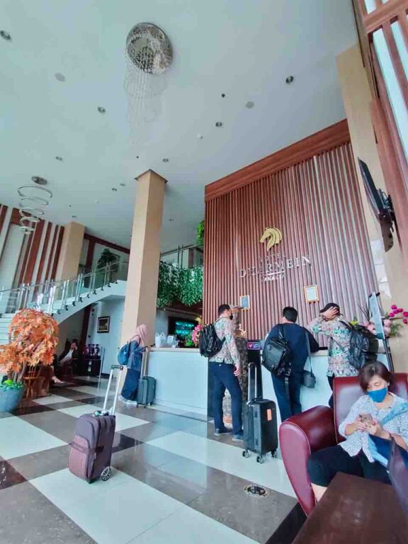 hotel dharmein